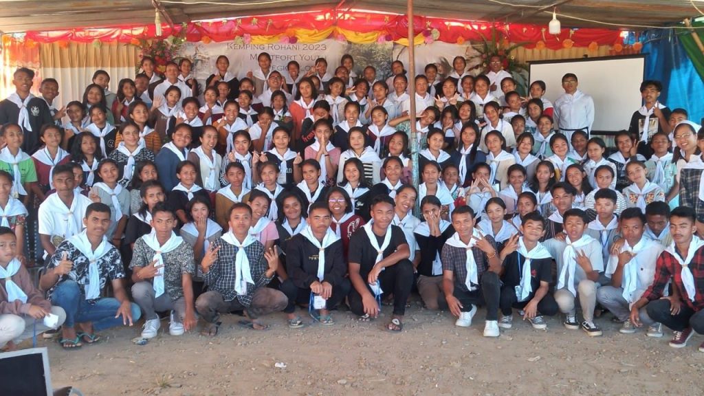 Kemping Rohani Montfort Youth Regio Flores&nbsp;2023